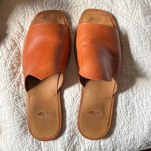 Sevilla Smith sandals slides - asymmetric - sz 10/41